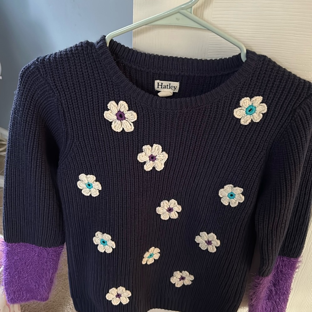 Girls sweater